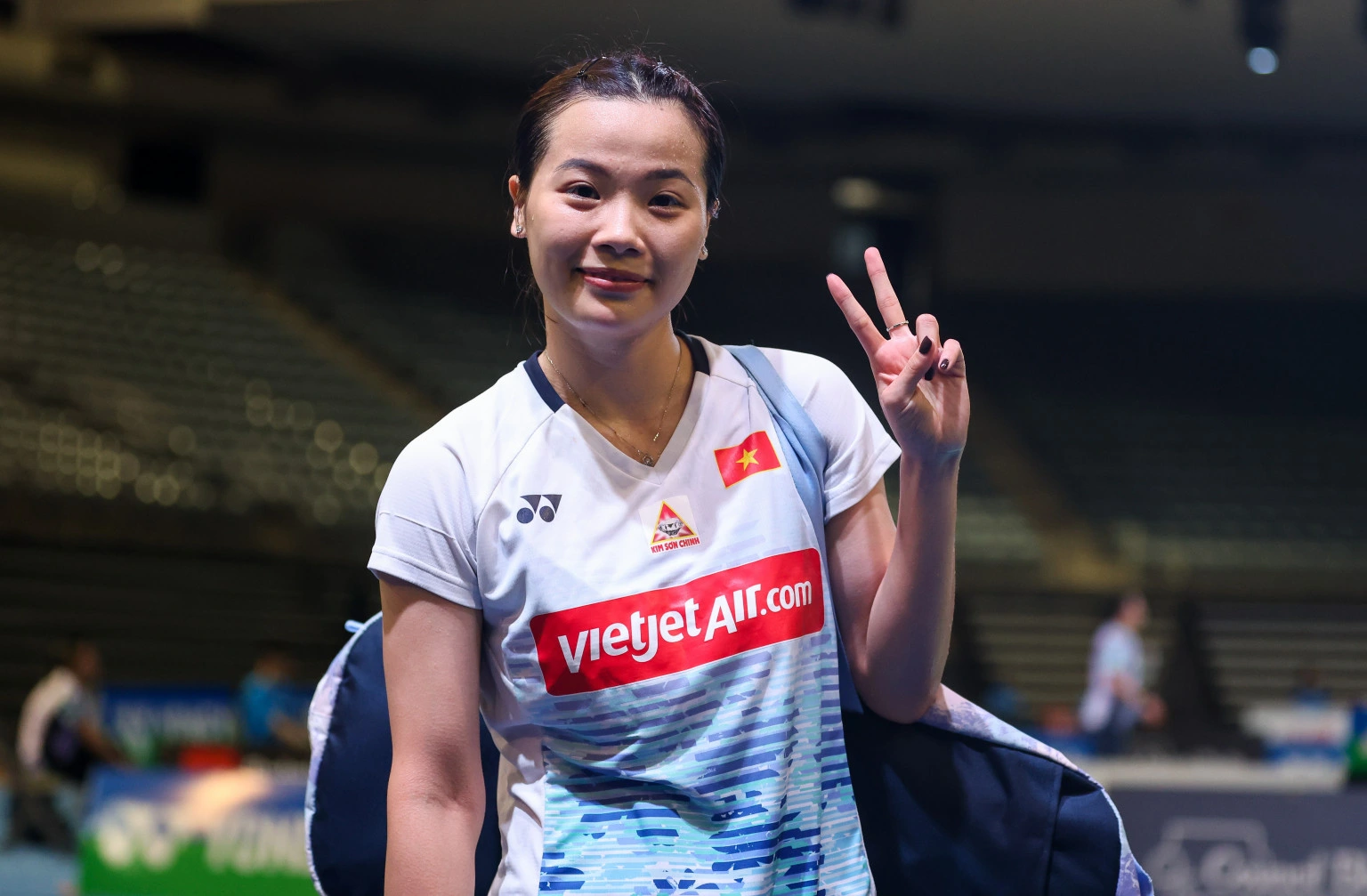 nguyen thuy linh thua sat nut o indonesia open 2025 4